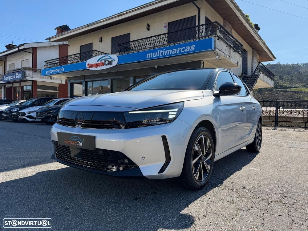 Opel Corsa 1.2 T GS - 1