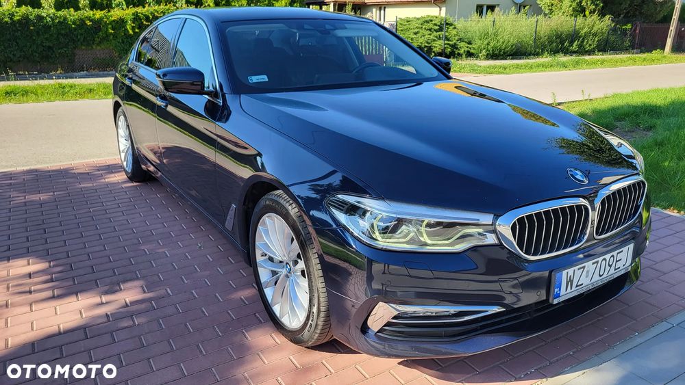 BMW Seria 5 530i xDrive Luxury Line - 2