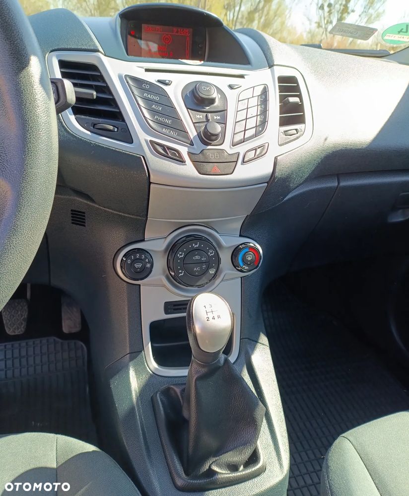 Ford Fiesta - 4