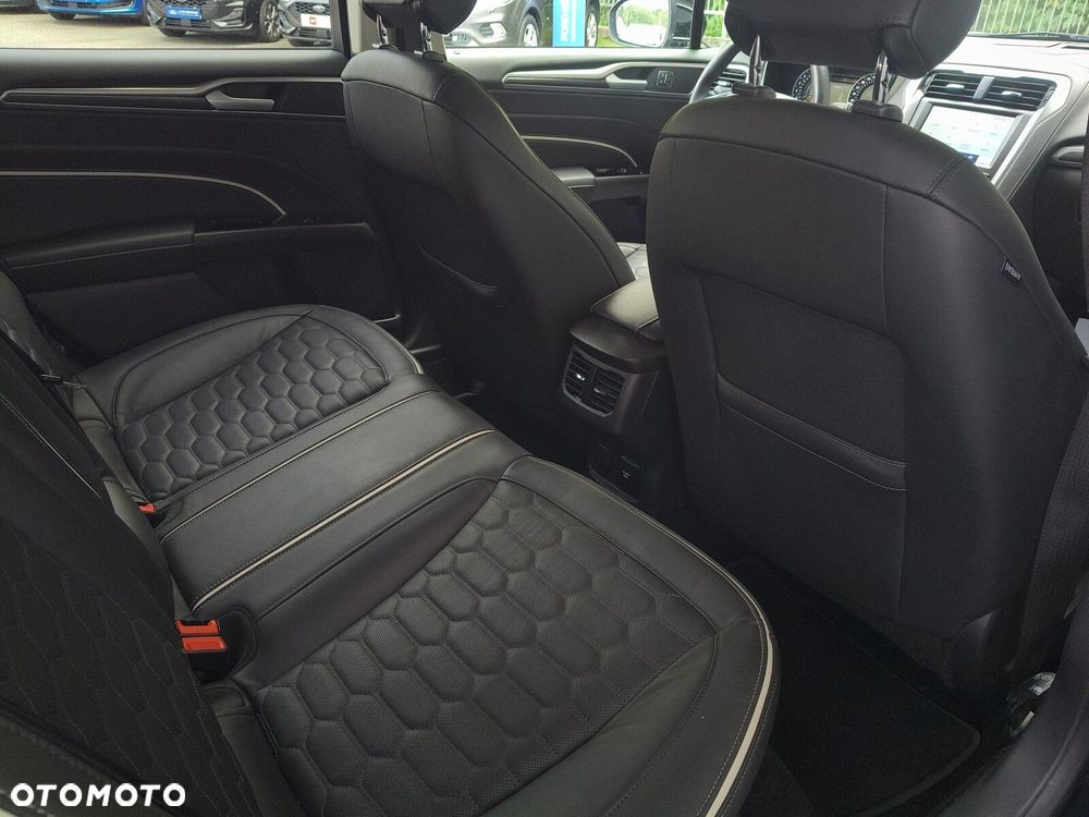Ford Mondeo 2.0 EcoBlue Vignale - 25