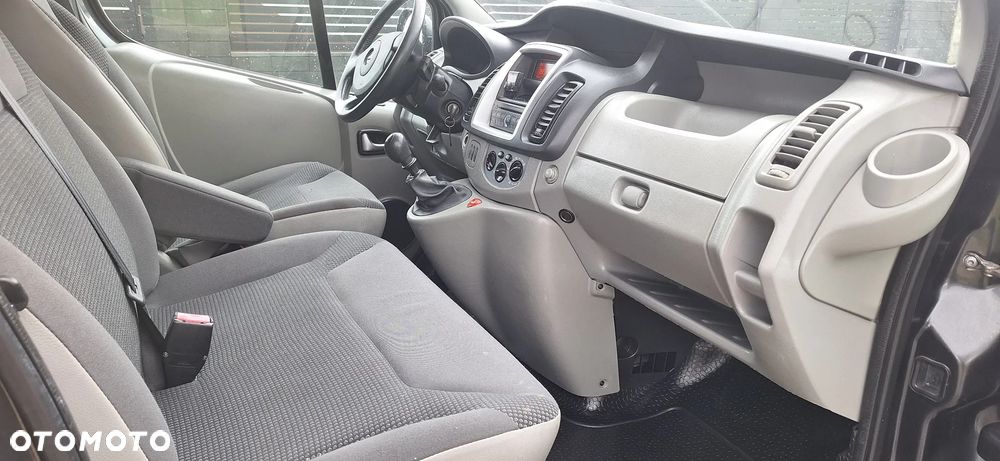 Opel Vivaro - 4