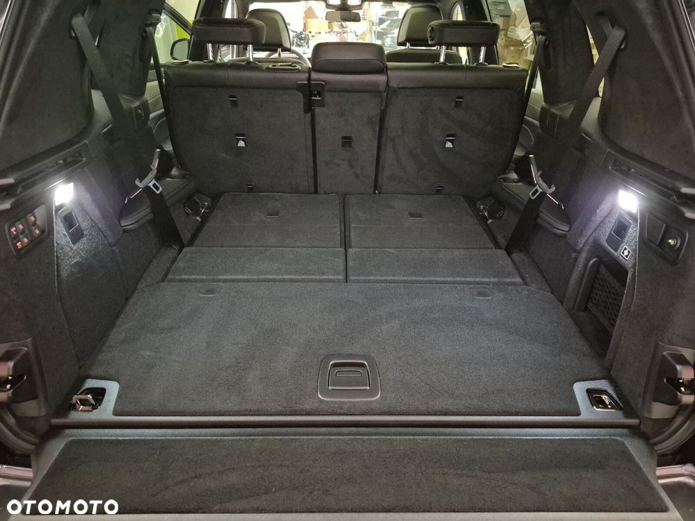 BMW X7 - 19