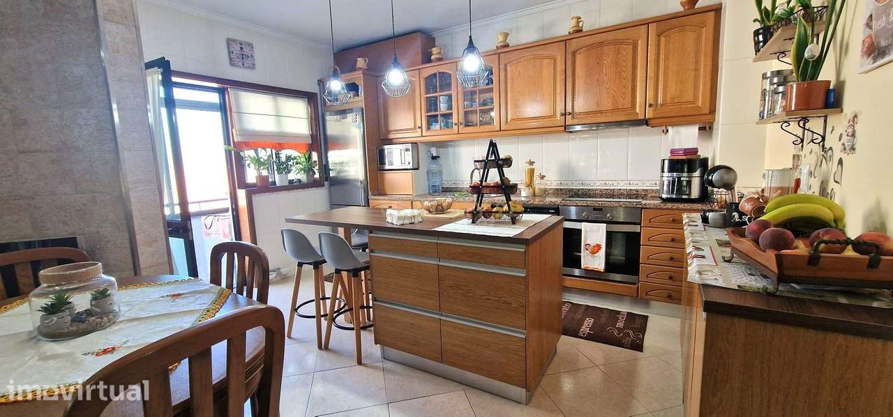Apartamento T2 - Sta. Maria de Lamas - Grande imagem: 2/13