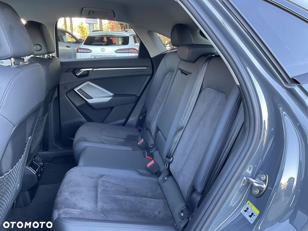 Audi Q3 35 TFSI mHEV S tronic - 14
