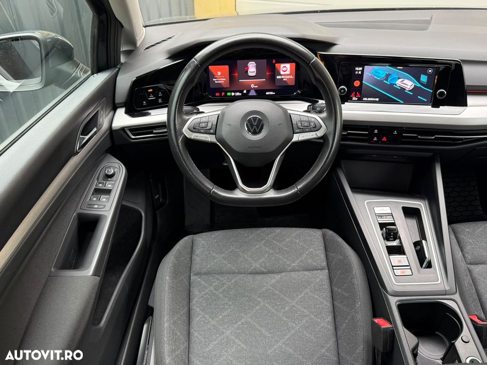 Volkswagen Golf 1.5 eTSI MHEV 150CP DSG Life - 32