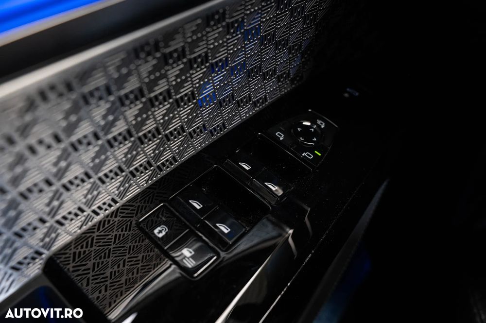 BMW Seria 7 750e xDrive AT PHEV - 24