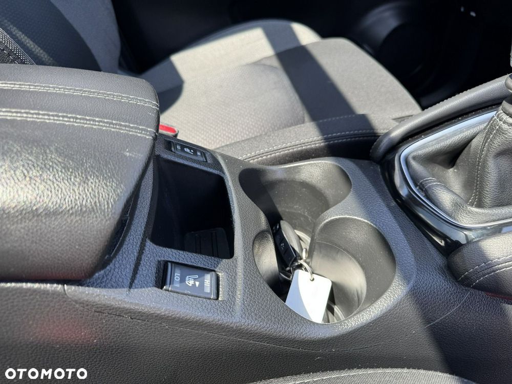 Nissan Qashqai - 15
