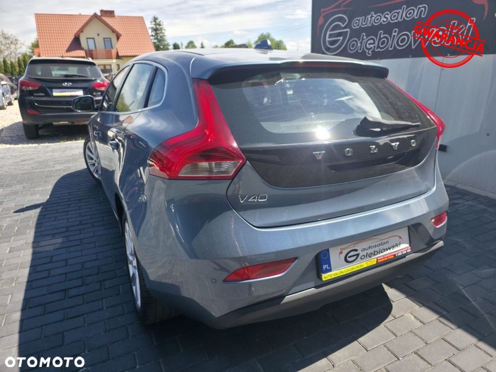 Volvo V40 - 8