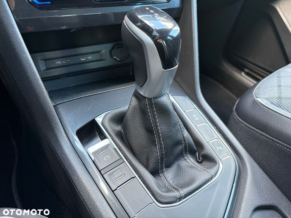 Volkswagen Tiguan - 27