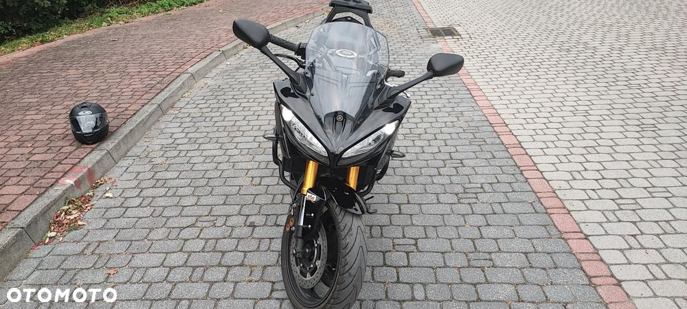 Yamaha FZ8 - 6