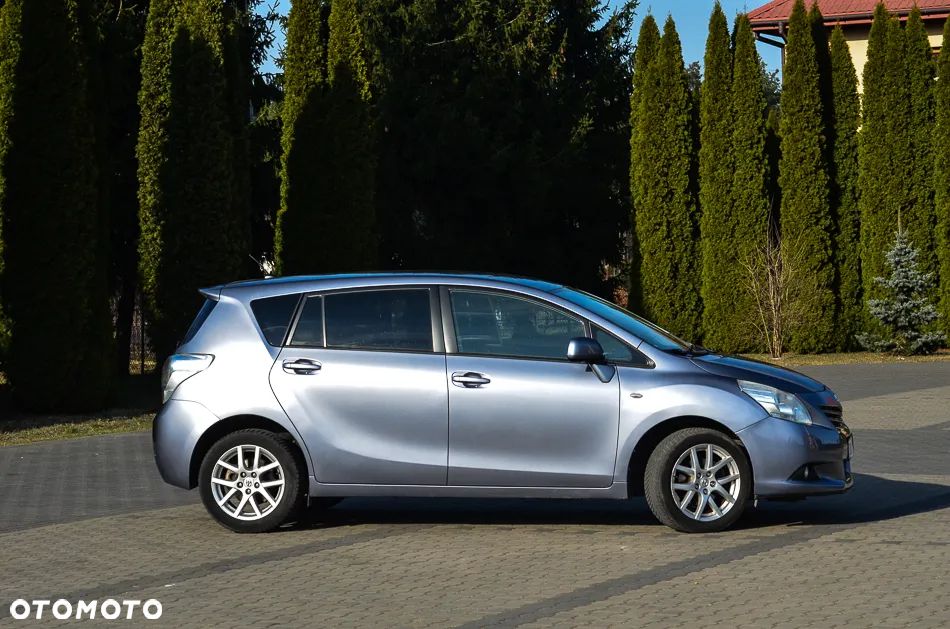 Toyota Verso 1.6 Premium 7os - 12