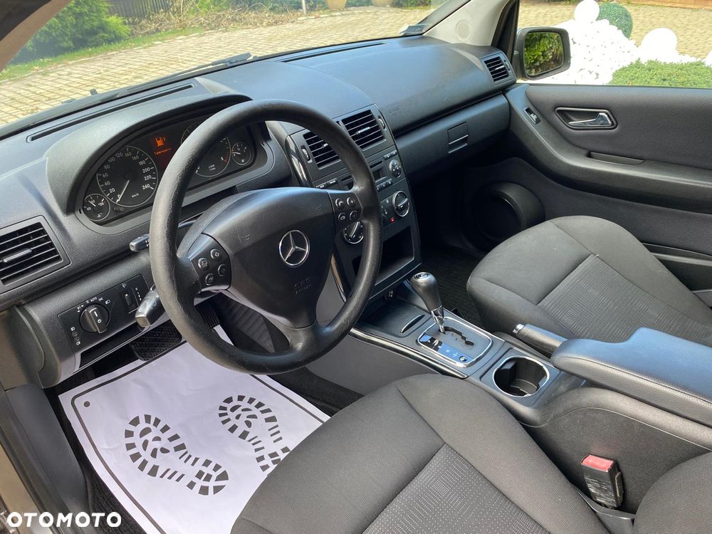 Mercedes-Benz Klasa A 180 CDI Autotronic Avantgarde Special Edition - 14