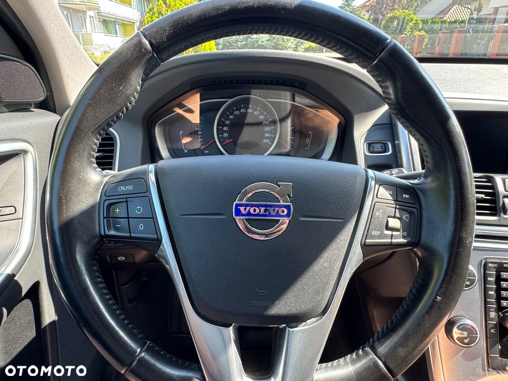 Volvo XC 60 D3 Linje Inscription - 12