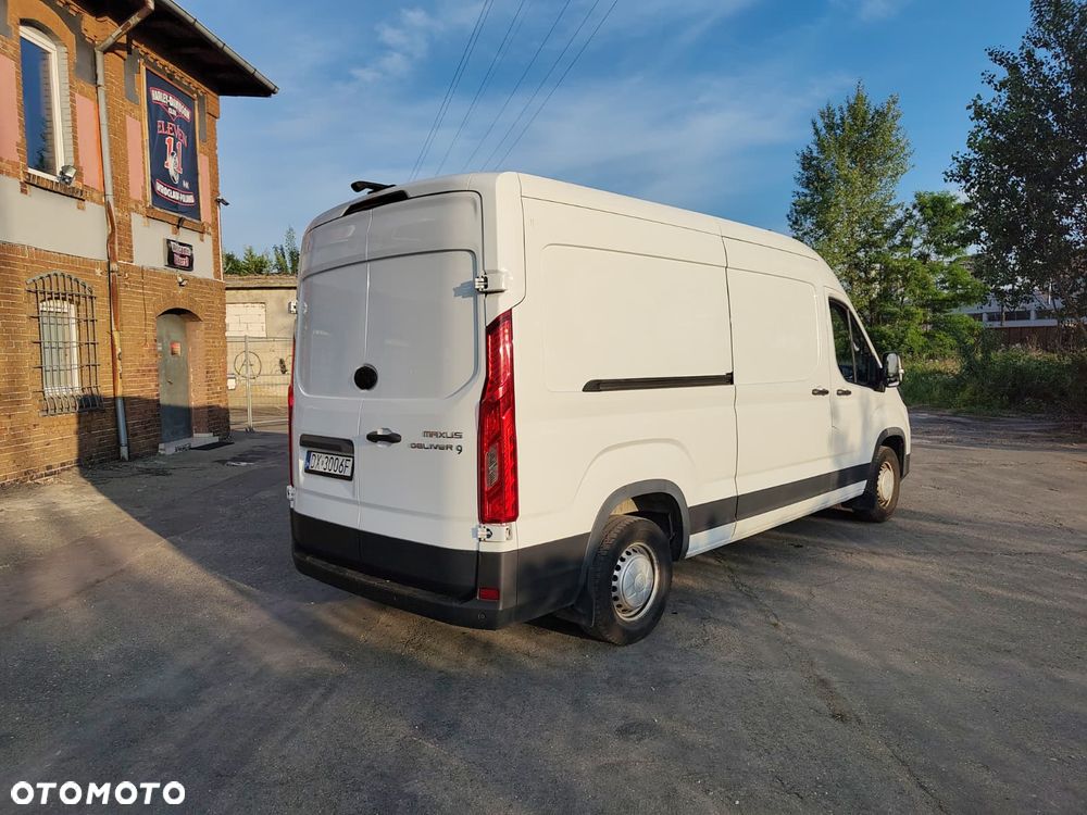Maxus Deliver 9 - 6