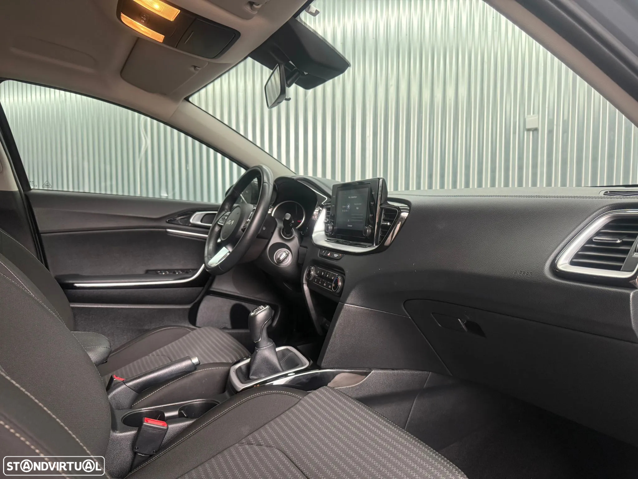 Kia Ceed SW 1.6 CRDi MHEV Dynamic - 17