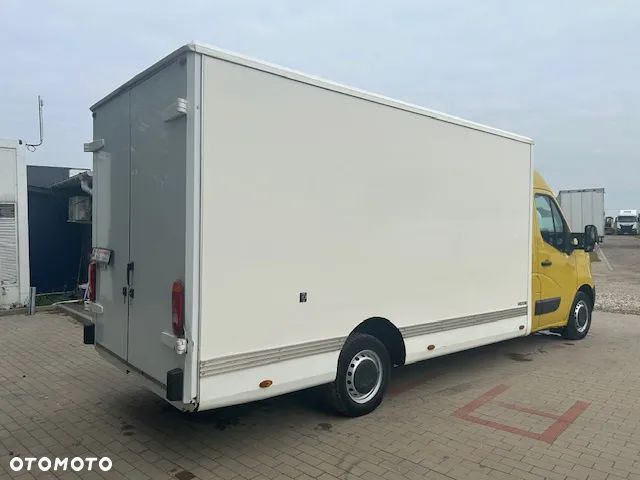 Nissan NV 400 - 5
