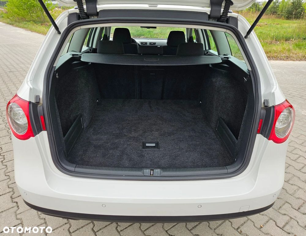 Volkswagen Passat ver-variant-2-0-tdi-trendline - 21