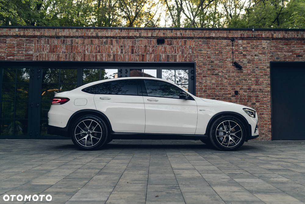 Mercedes-Benz GLC - 13