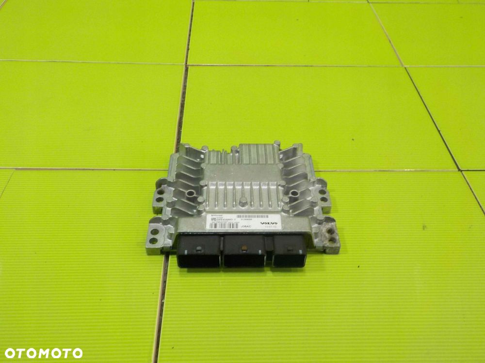 VOLVO S40 II LIFT 2.0 D 10r sterownik komputer silnika 31269095 - 1