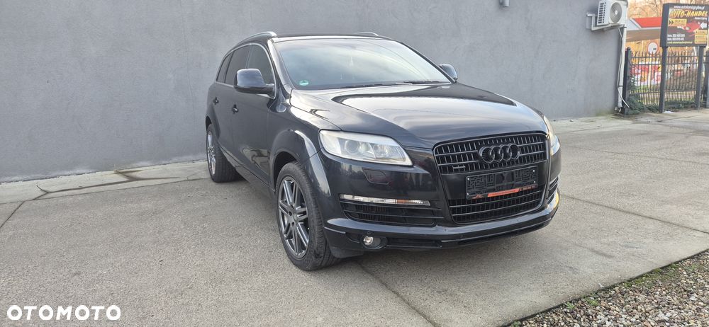 Audi Q7 - 3