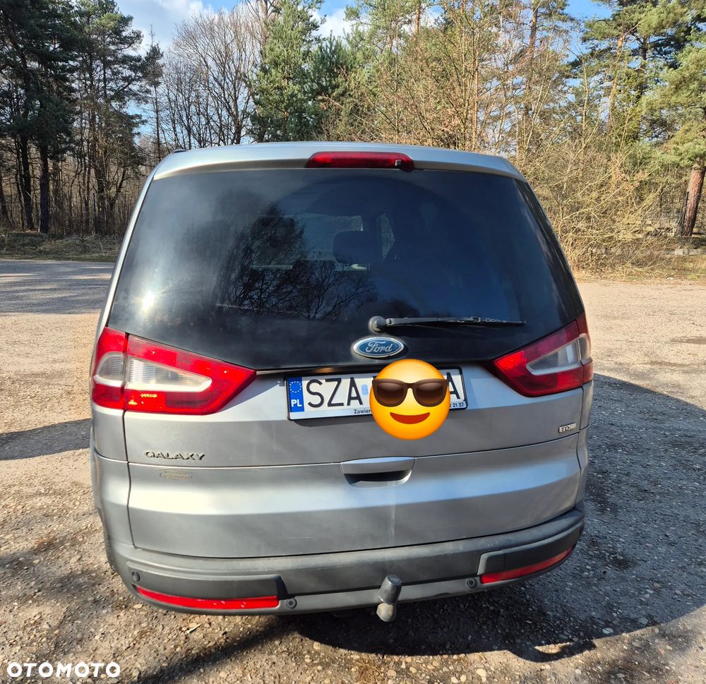 Ford Galaxy - 4
