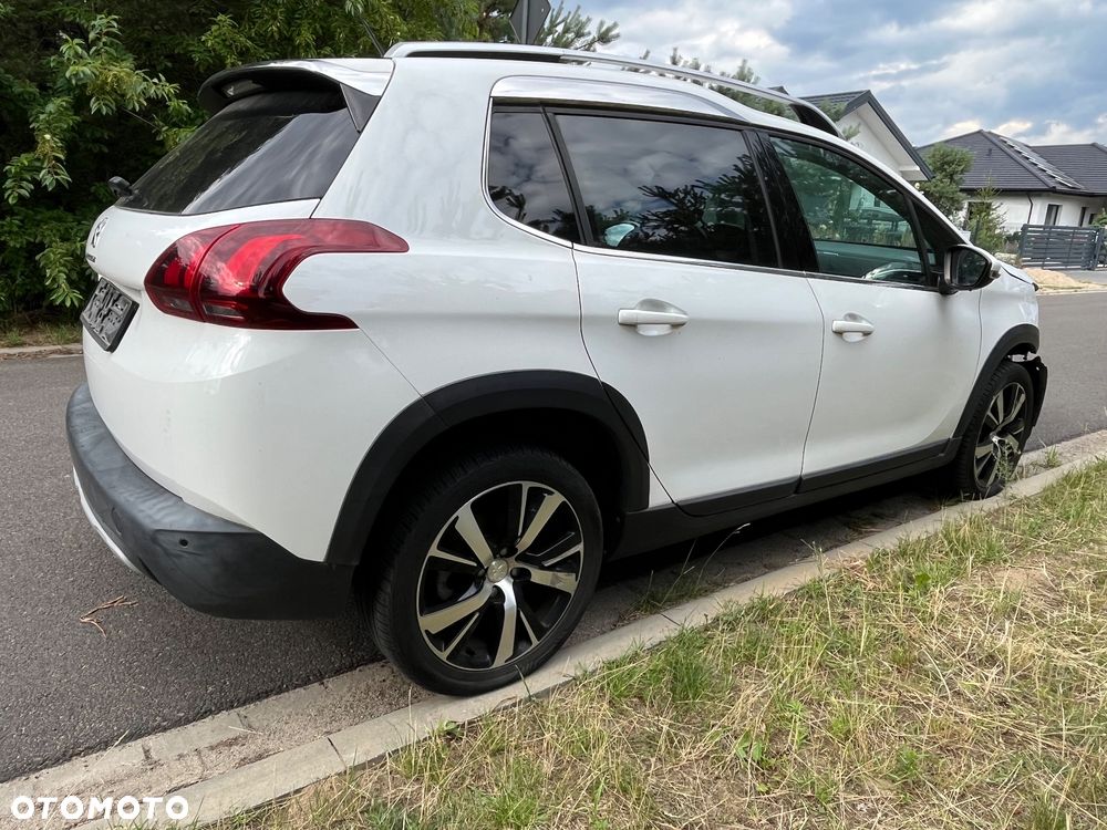 Peugeot 2008 1.6 BlueHDi Allure - 2