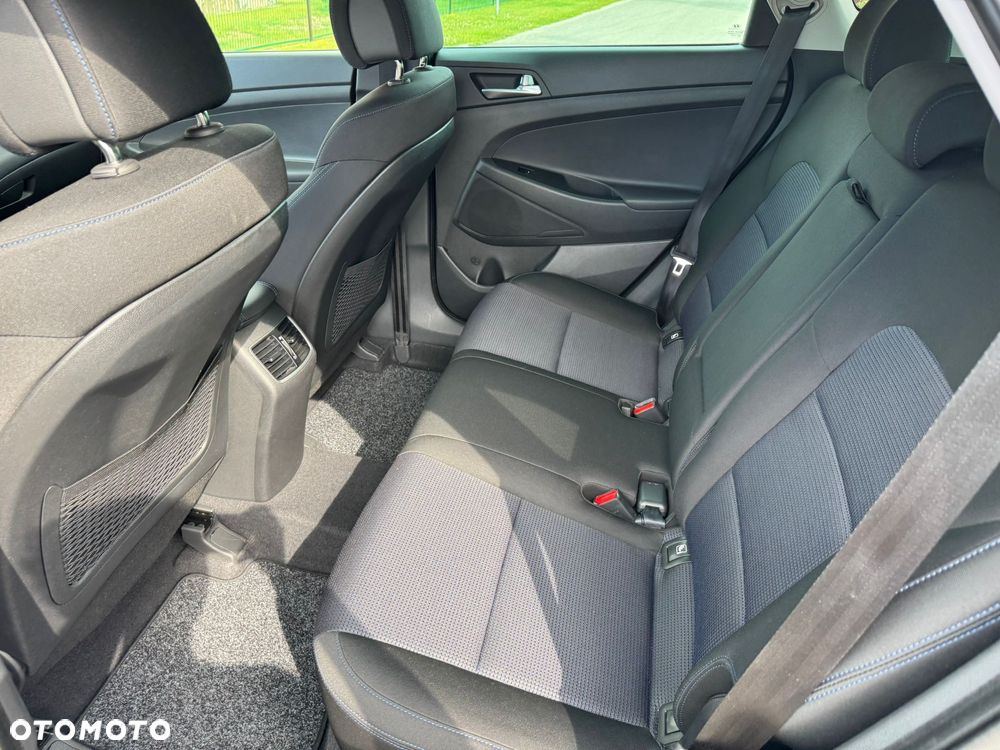 Hyundai Tucson 1.6 GDI BlueDrive TourdePologne 2WD - 22
