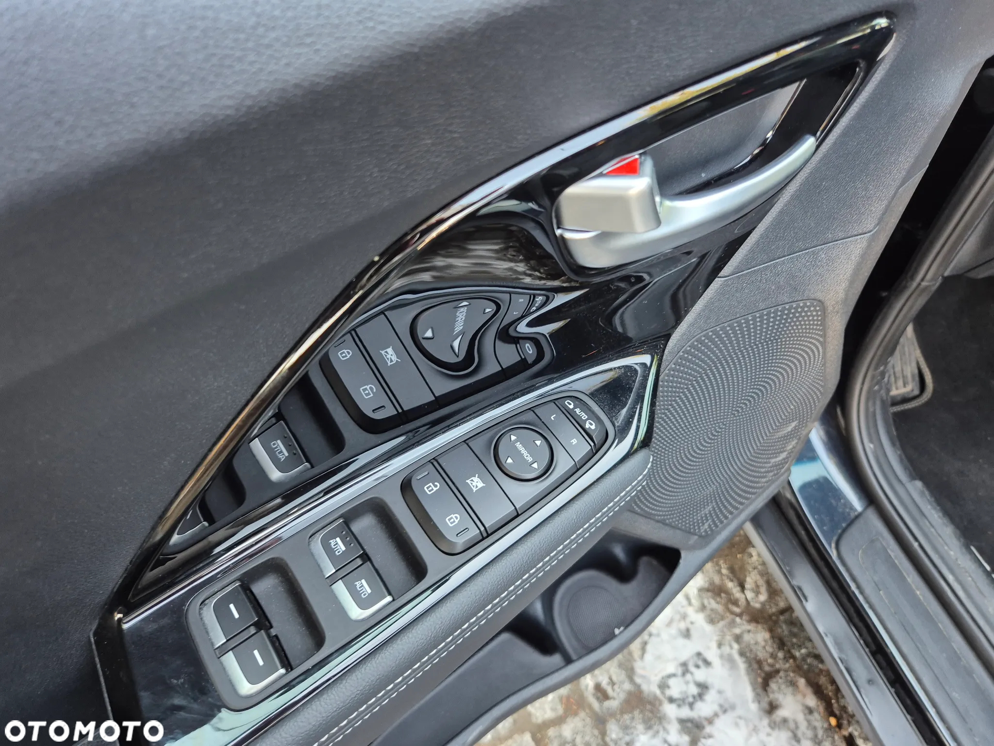 Kia Niro 1.6 GDI Hybrid Business Line - 12