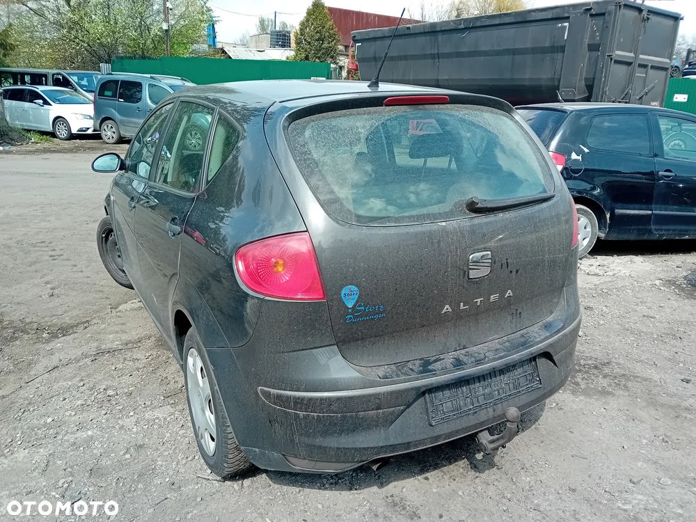 *SEAT ALTEA* Samochód na części - 2
