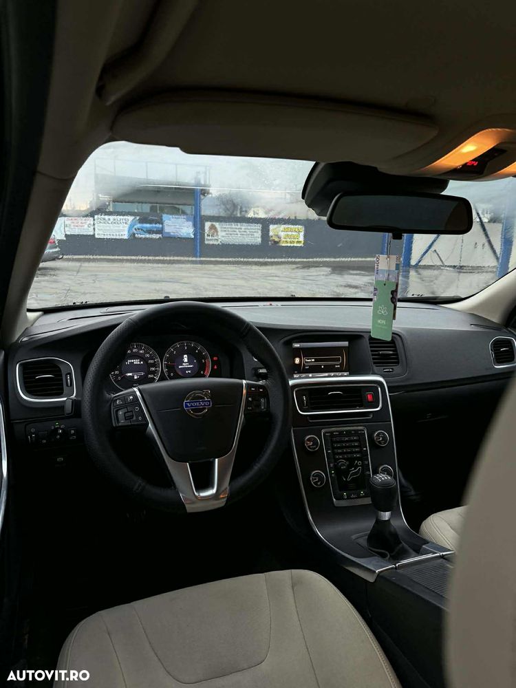 Volvo V60 D3 - 7