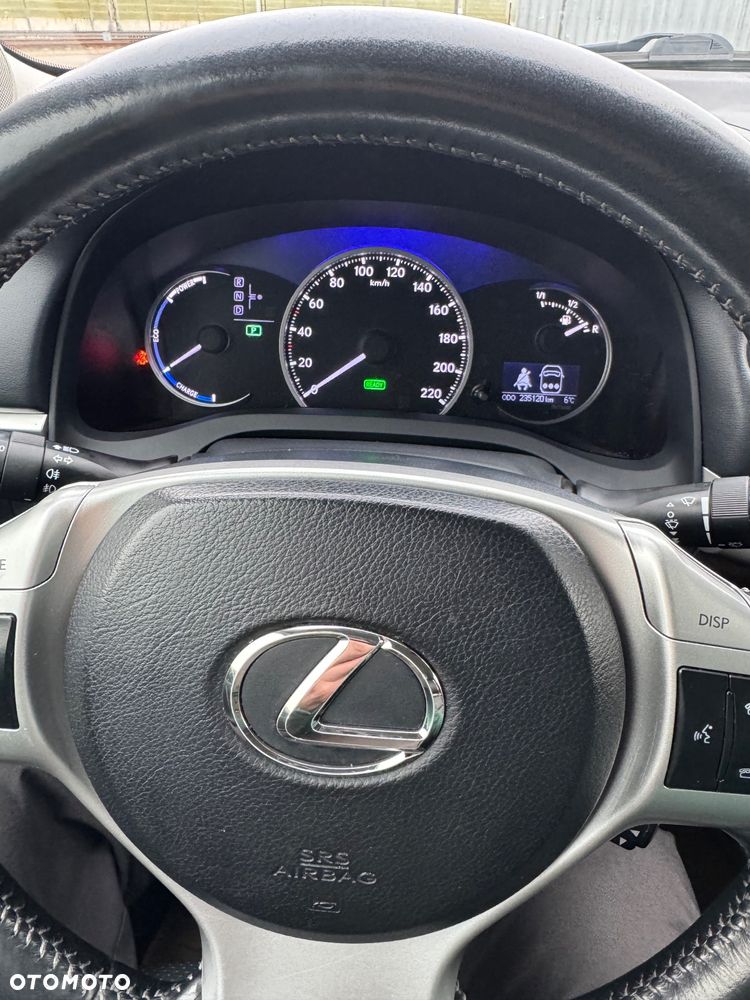 Lexus CT 200h Prestige - 8