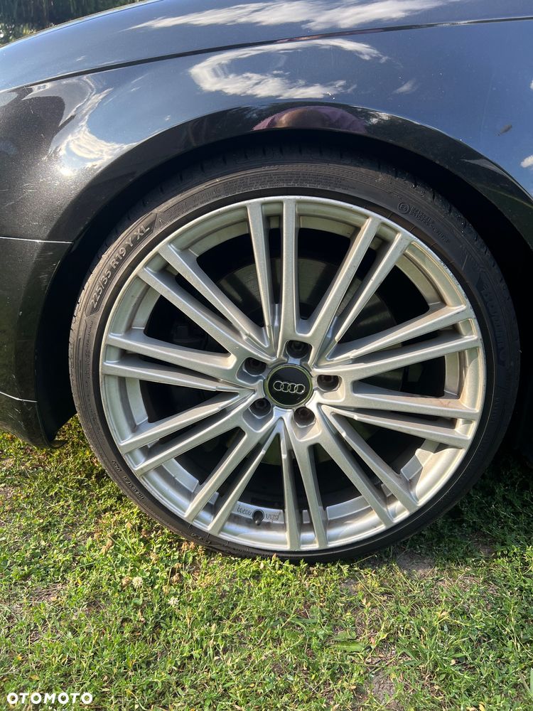 Audi A3 3-drzwiowe 3.2 Quattro Ambition - 12