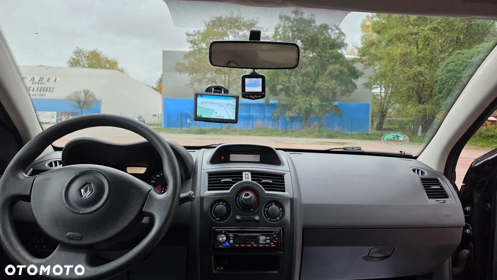 Renault Megane 1.6 Privilege - 18