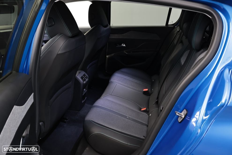 Peugeot 308 1.2 PureTech Allure Pack - 25