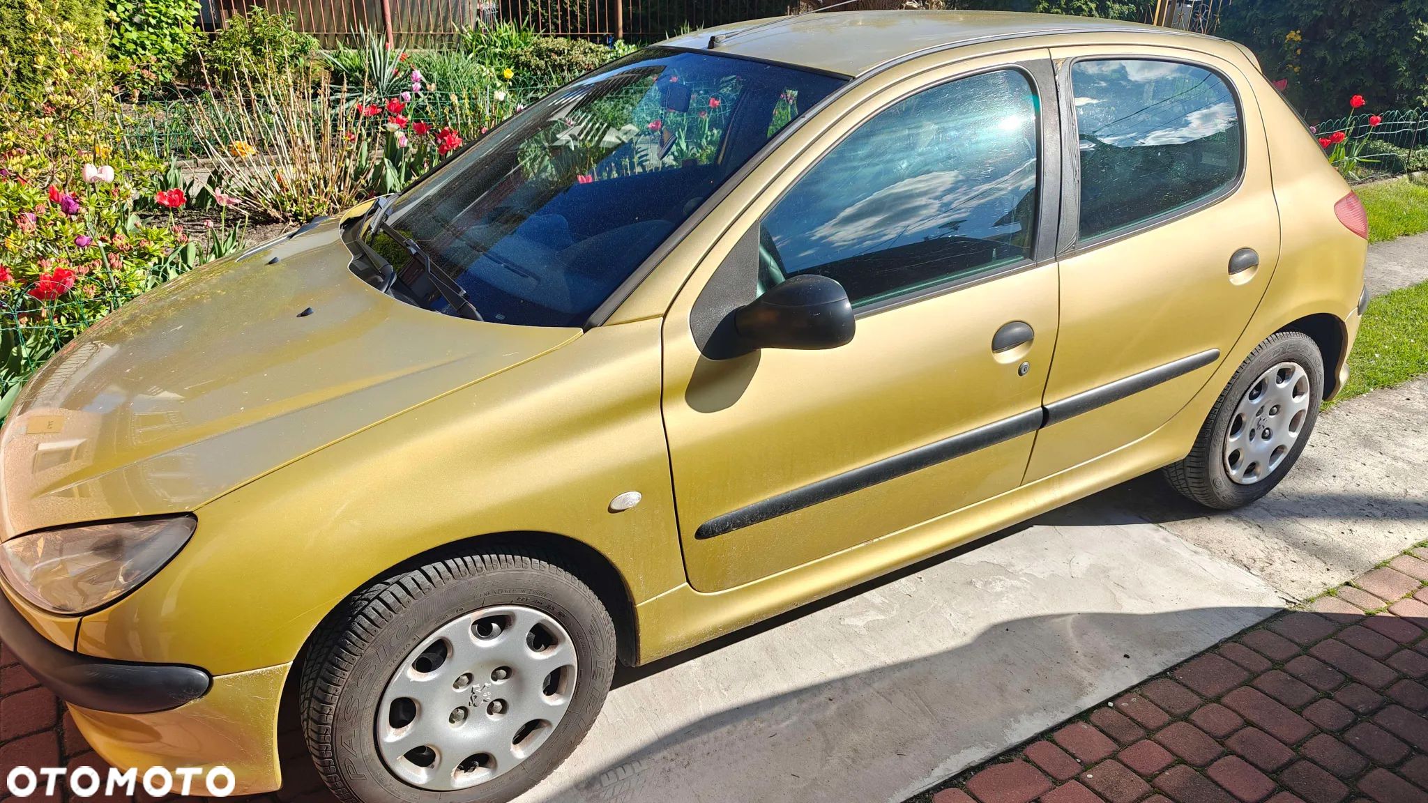 Peugeot 206 1.1 XR - 1