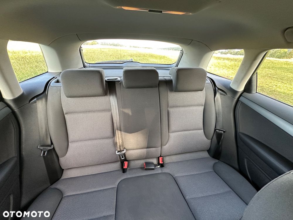 Audi A3 Sportback 1.6 TDI Attraction - 12