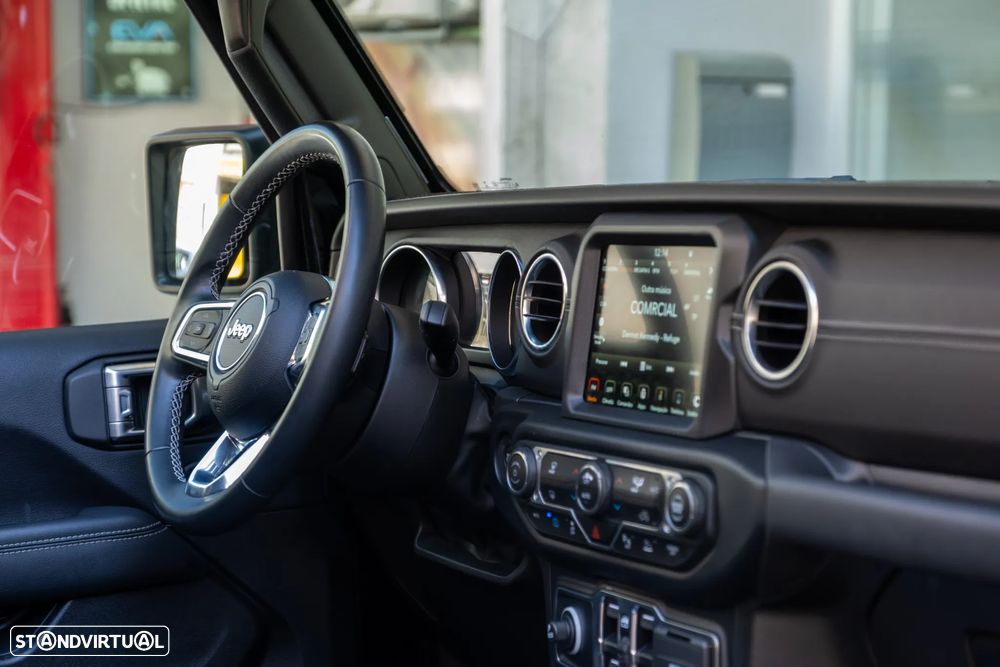 Jeep Wrangler 2.0 TG 4xe Sahara — fotografia 24