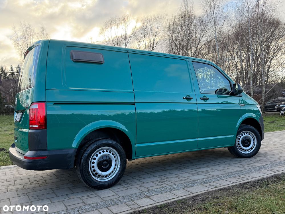 Volkswagen Transporter - 2