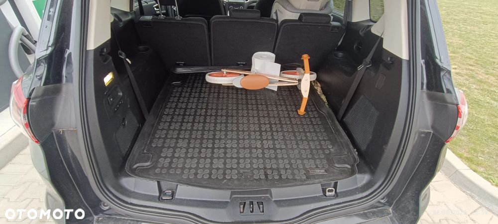 Ford S-Max 2.0 TDCi Titanium PowerShift - 17