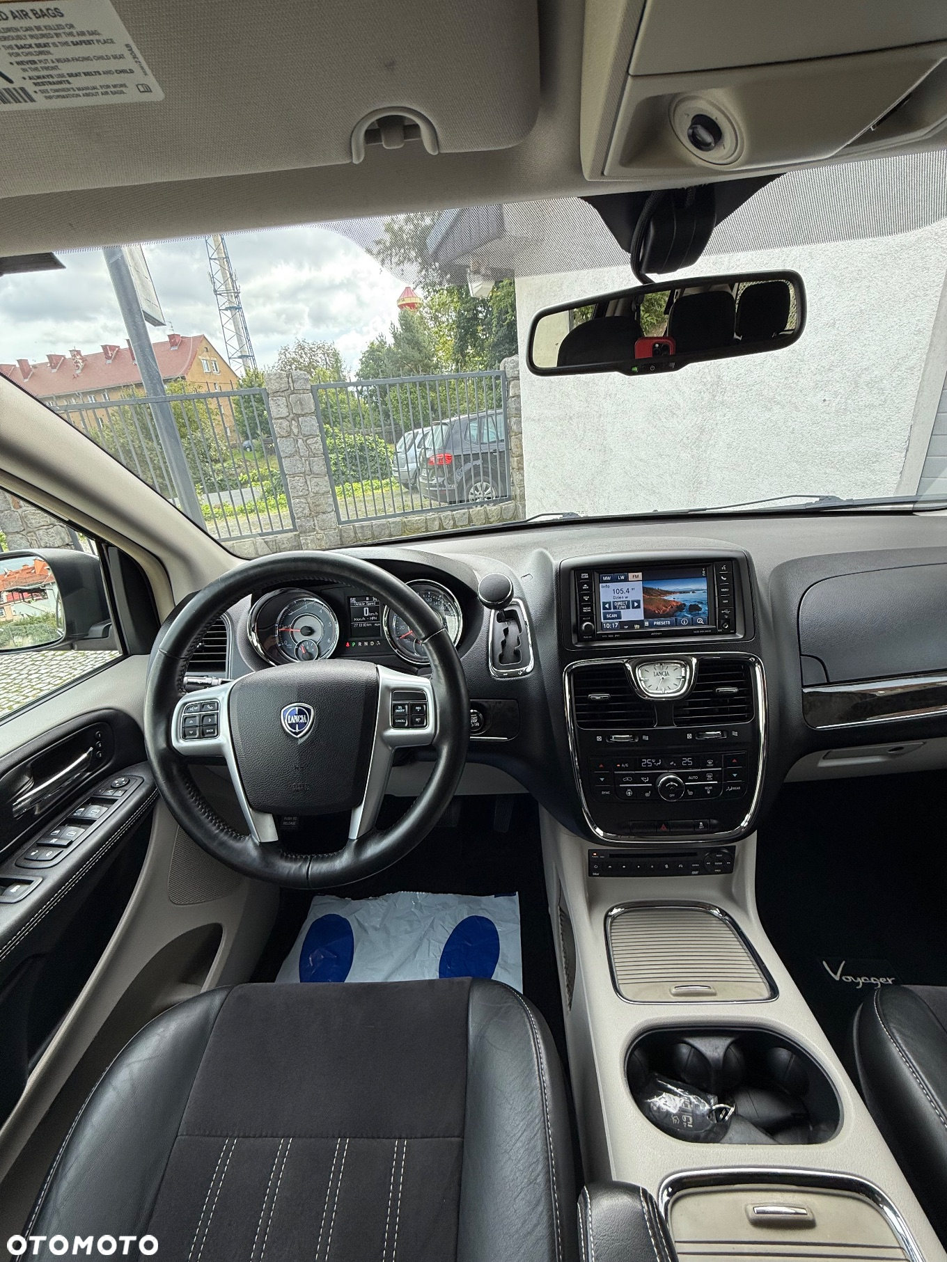 Lancia Voyager - 31