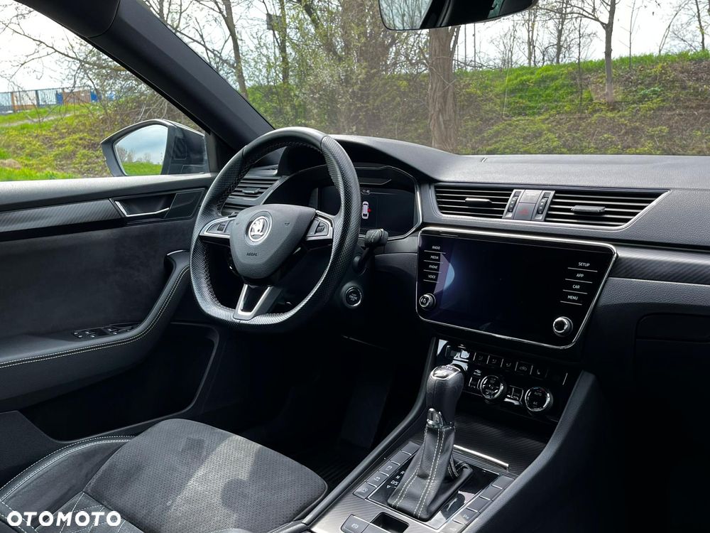 Skoda Superb 2.0 TDI SCR 4x4 Sportline DSG - 29
