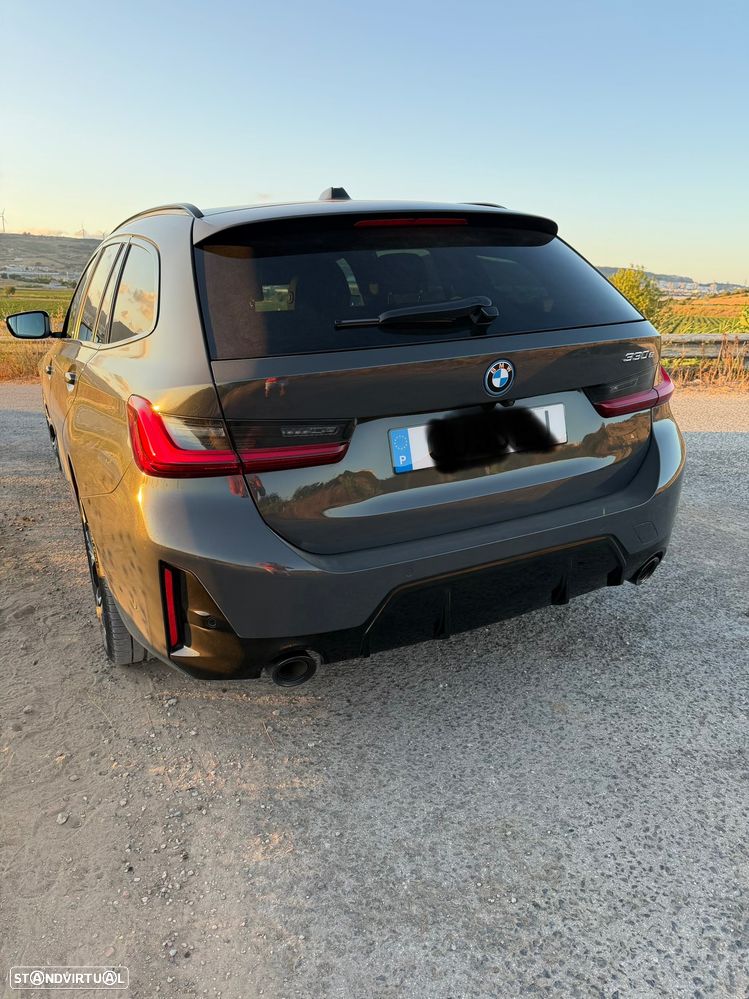 BMW 330 e Pack Desportivo M Pro Auto - 18