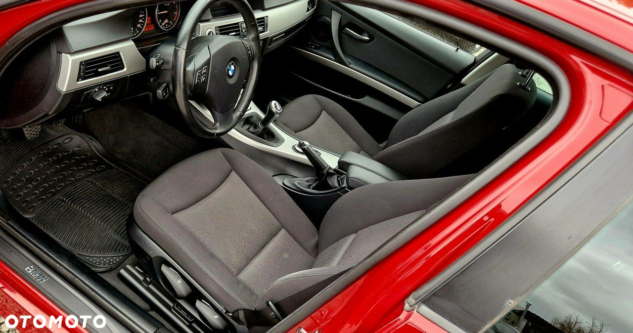 BMW Seria 3 320d - 8