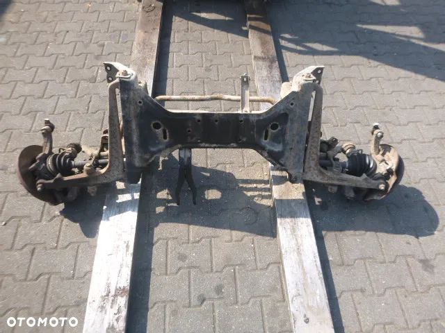 SANKI PRZÓD PRZEDNIE VOLKSWAGEN TRANSPORTER T4 - 19