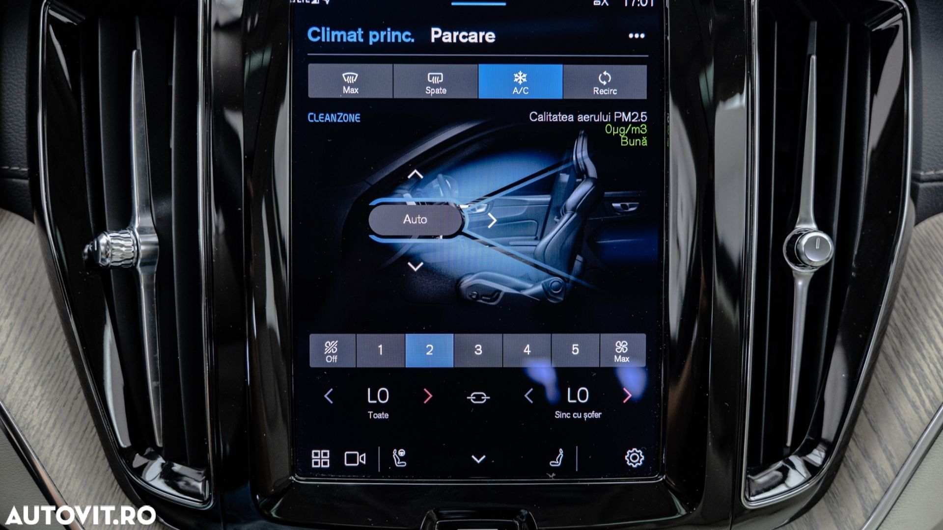 Volvo XC 60 T8 AWD Recharge Geartronic Inscription - 27