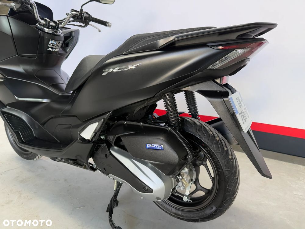Honda PCX - 23
