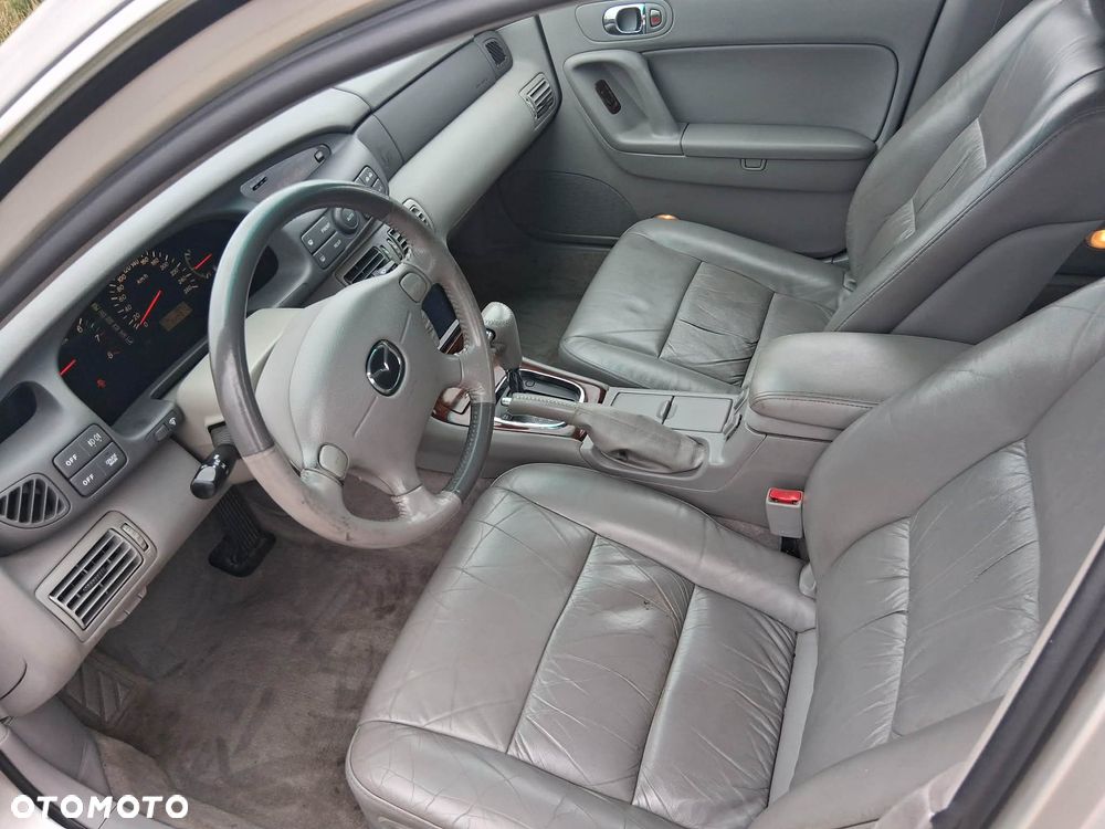 Mazda Xedos - 15