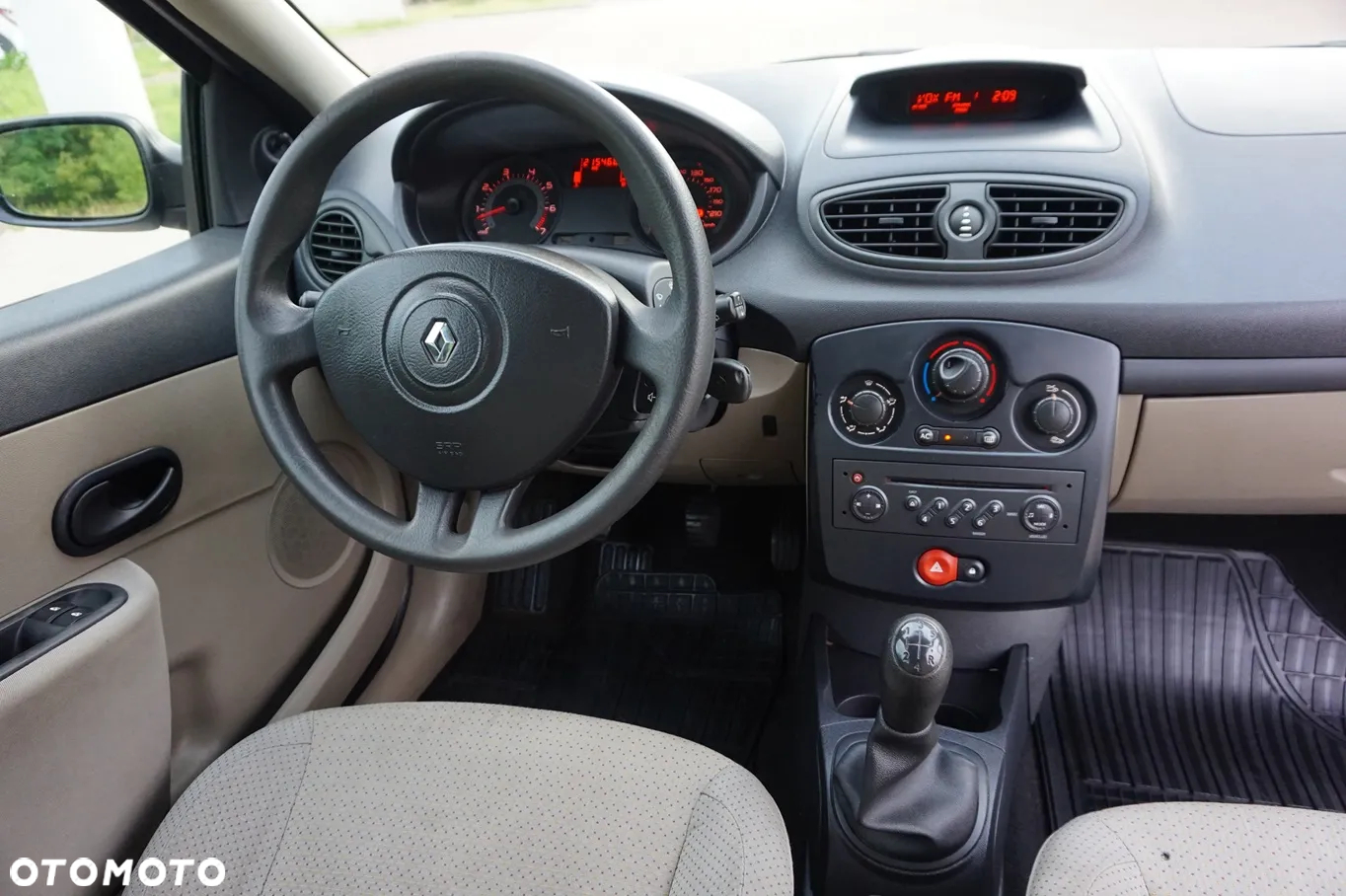 Renault Clio - 5
