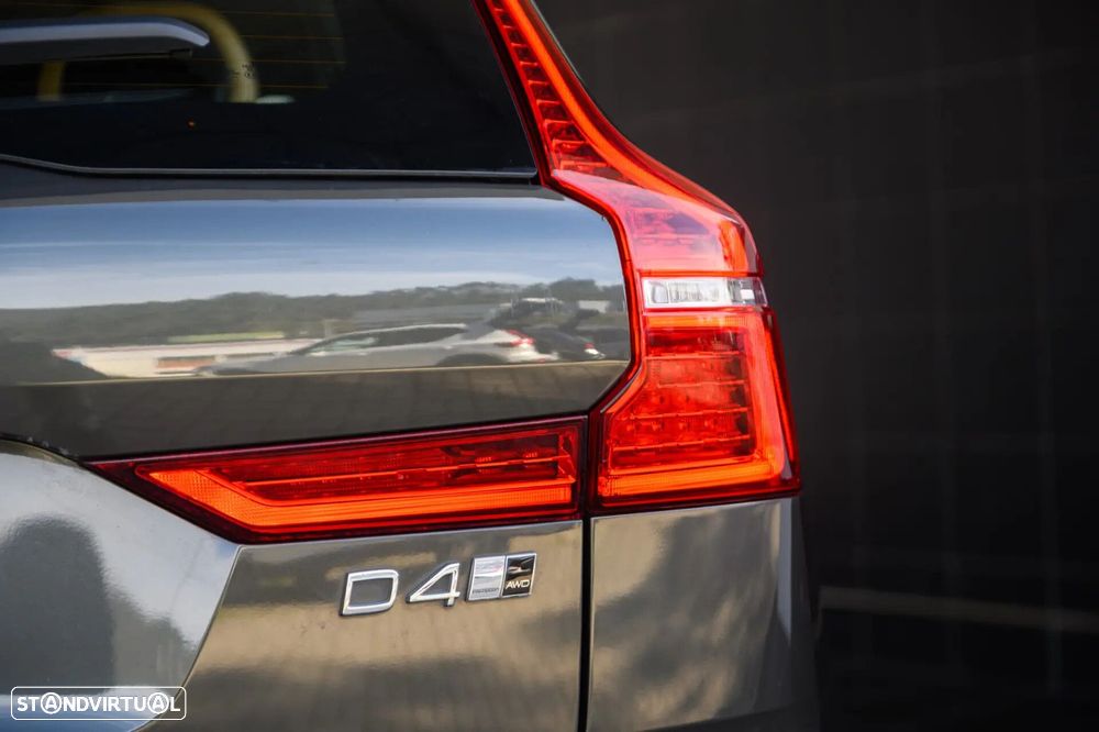 Volvo XC 60 2.0 D4 Inscription AWD Geartronic - 21