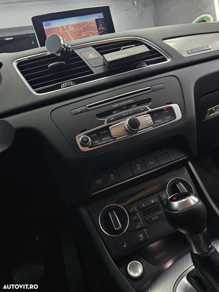 Audi Q3 2.0 TDI Quattro Stronic Sport - 9